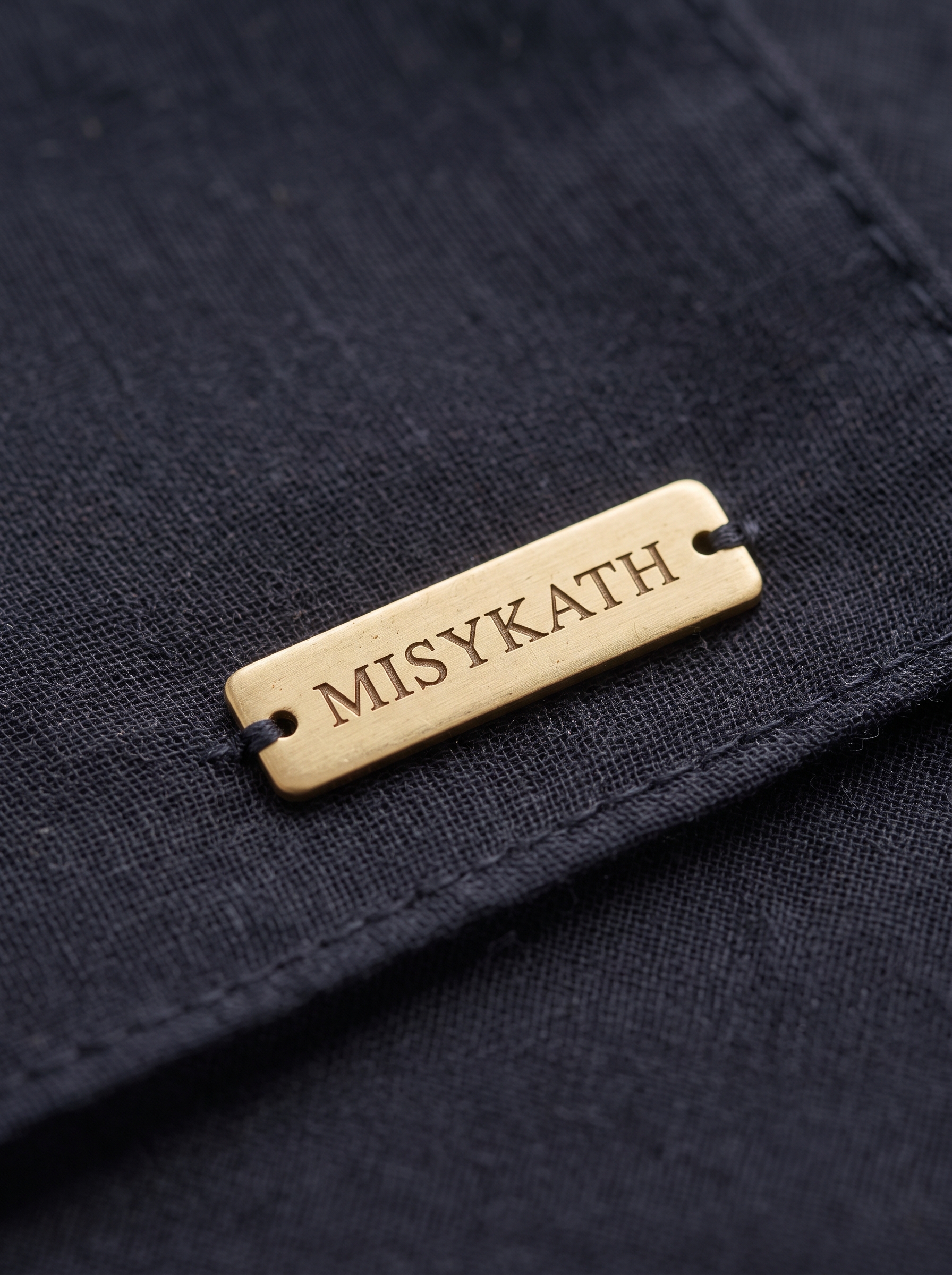 Detail Plat Logam Misykath